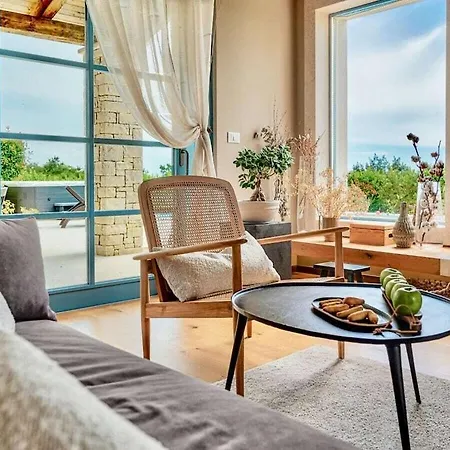 Toscana With Pool And Jacuzzi Near *