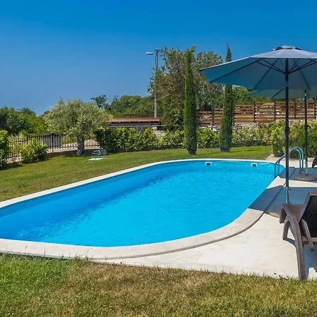 Toscana With Pool And Jacuzzi Near فيلة